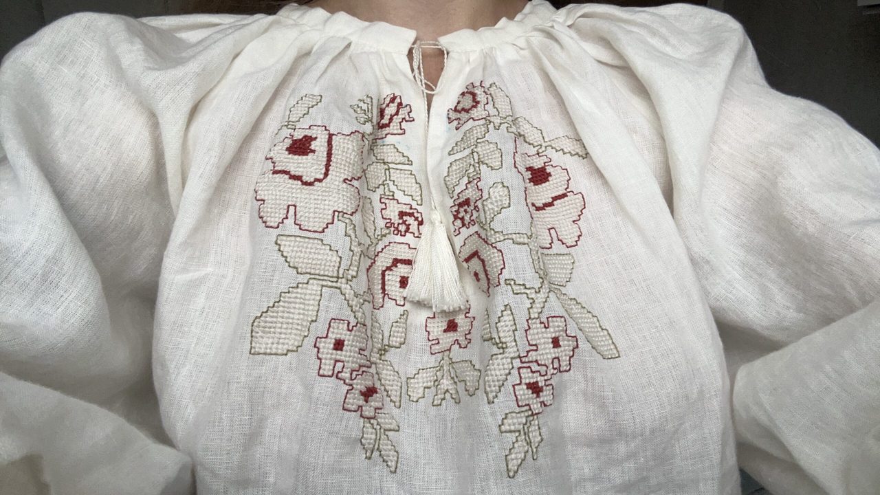 Utställning: Broderade alster