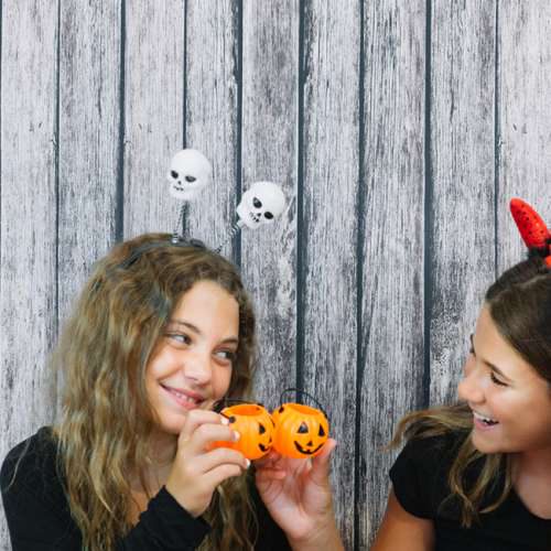 Lovaktivitet: Tjejkväll på Connection - Halloweenfest