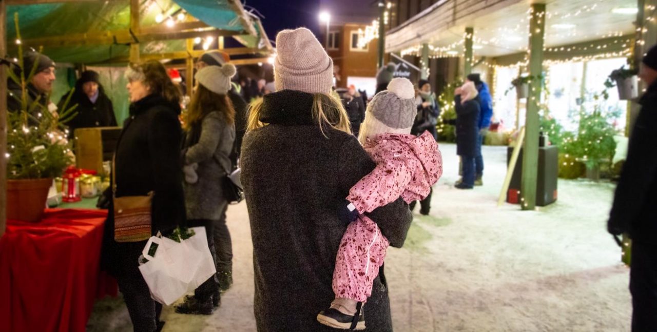 Lyssna Vaggeryds julmarknad