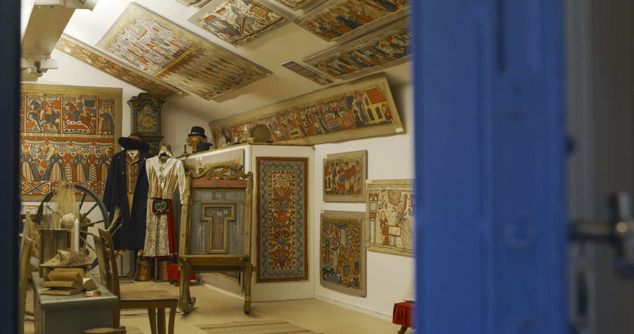 Bonadsmåleri med Bonadsmuseet